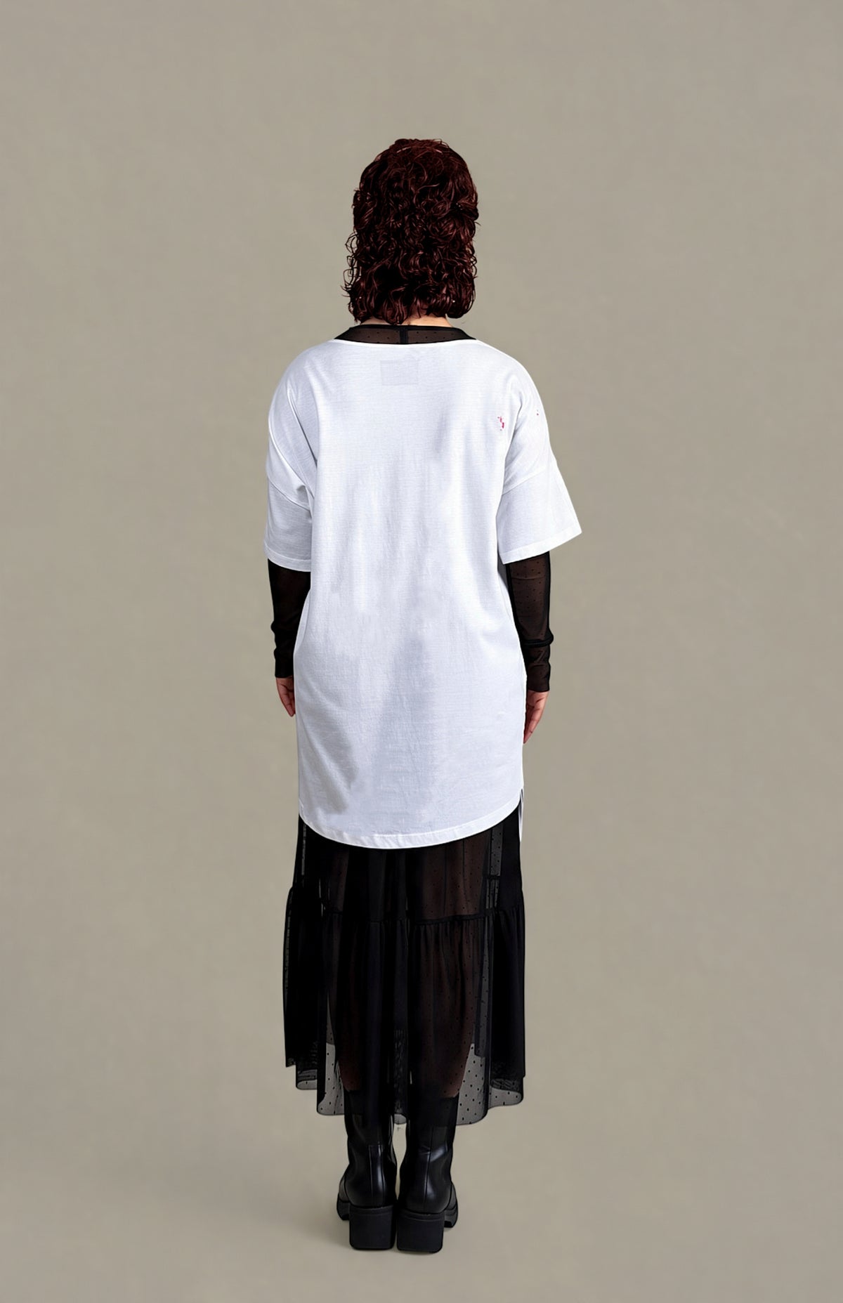 Back view of the Blue Paisley Drift white tunic by HANDLURIA.